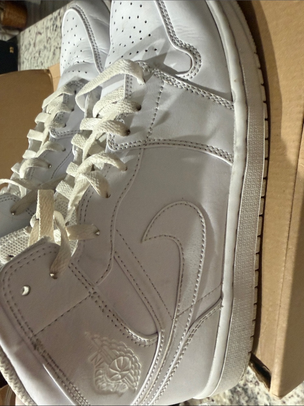 Nike White Men’s Athletic Sneakers